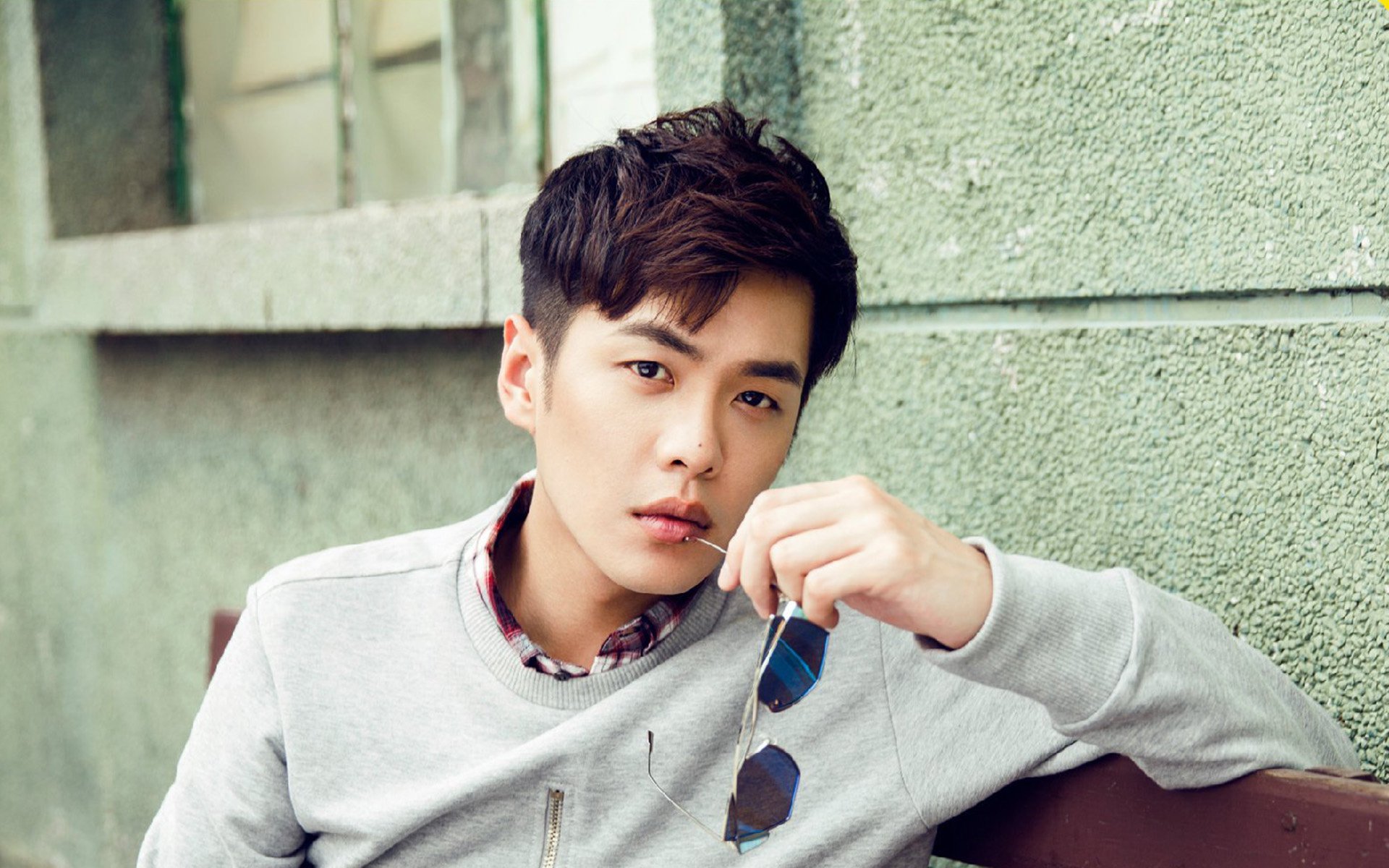 开云足球直播-迪马利亚接管世界排名争夺战，德国淘汰秘鲁背后的战术革命